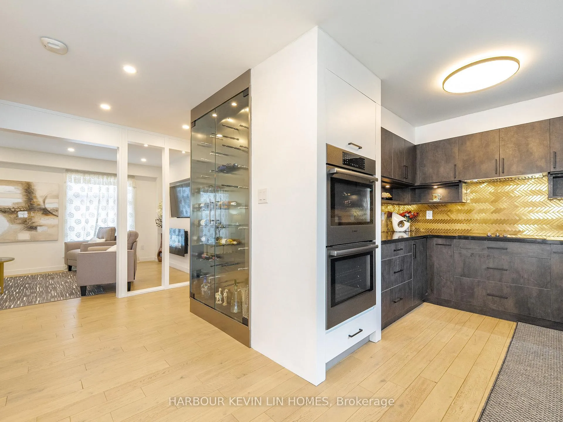 Photo 17 of 7 Cossar Drive, Aurora, Aurora Highlands — HOMEH