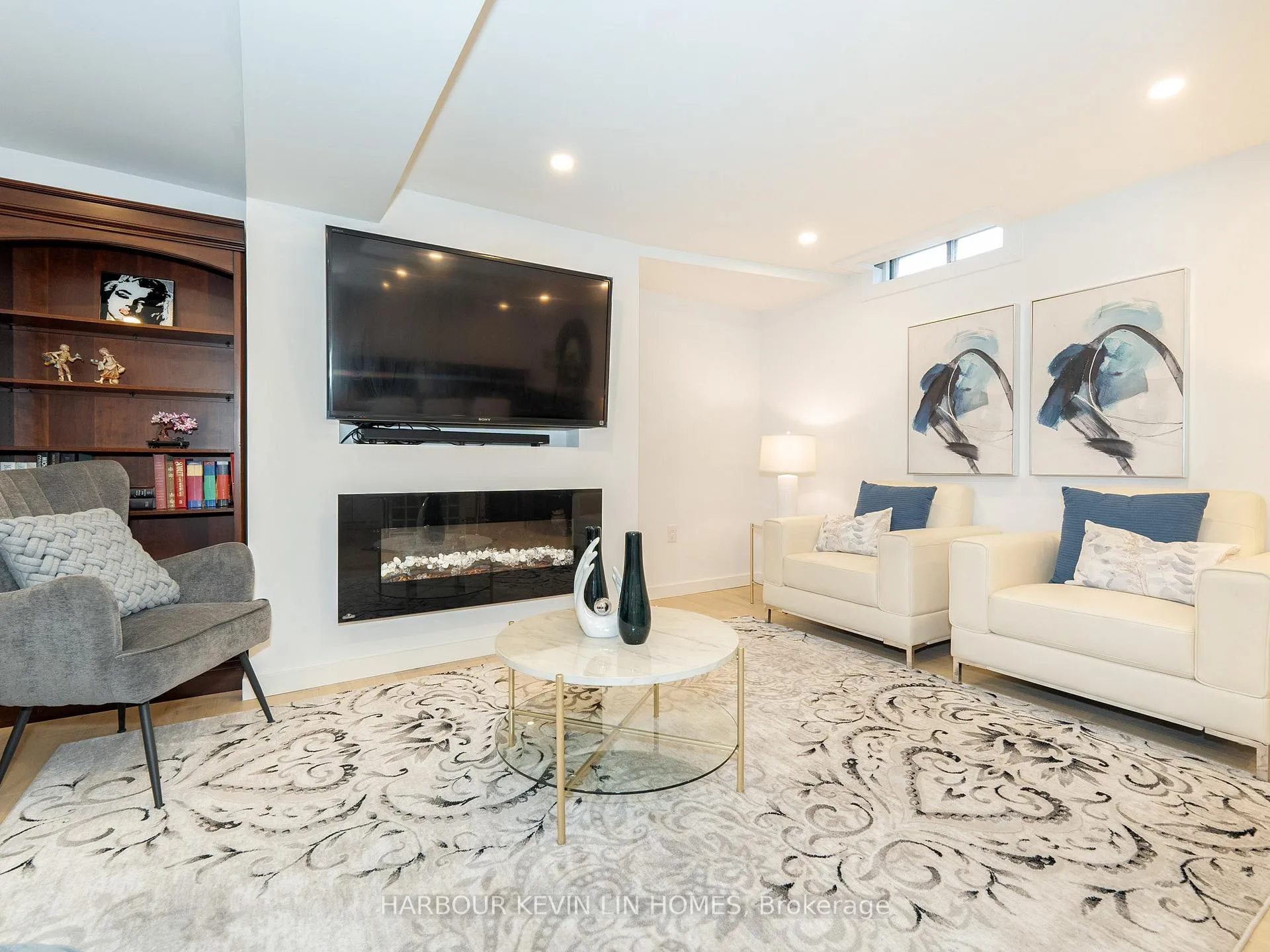 Photo 34 of 7 Cossar Drive, Aurora, Aurora Highlands — HOMEH