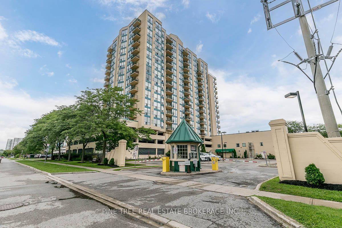 Photo 3 of Unit 201, 65 Ellen Street, Barrie, Lakeshore — HOMEH