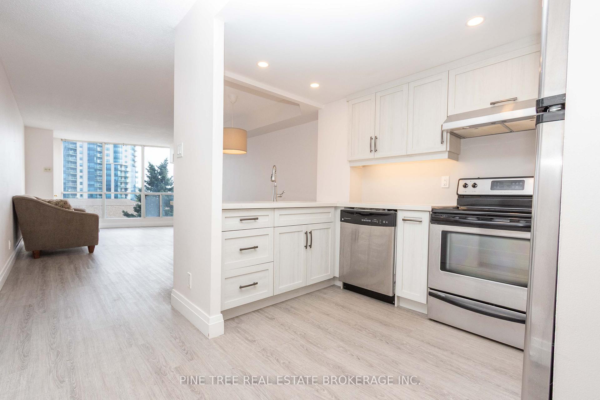 Photo 12 of Unit 201, 65 Ellen Street, Barrie, Lakeshore — HOMEH