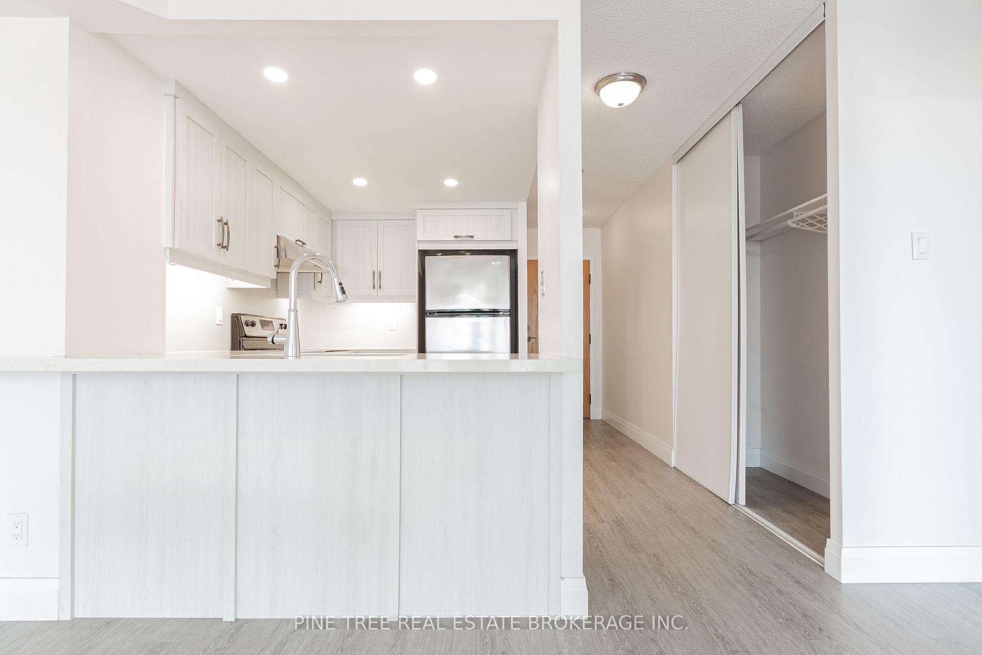 Photo 14 of Unit 201, 65 Ellen Street, Barrie, Lakeshore — HOMEH