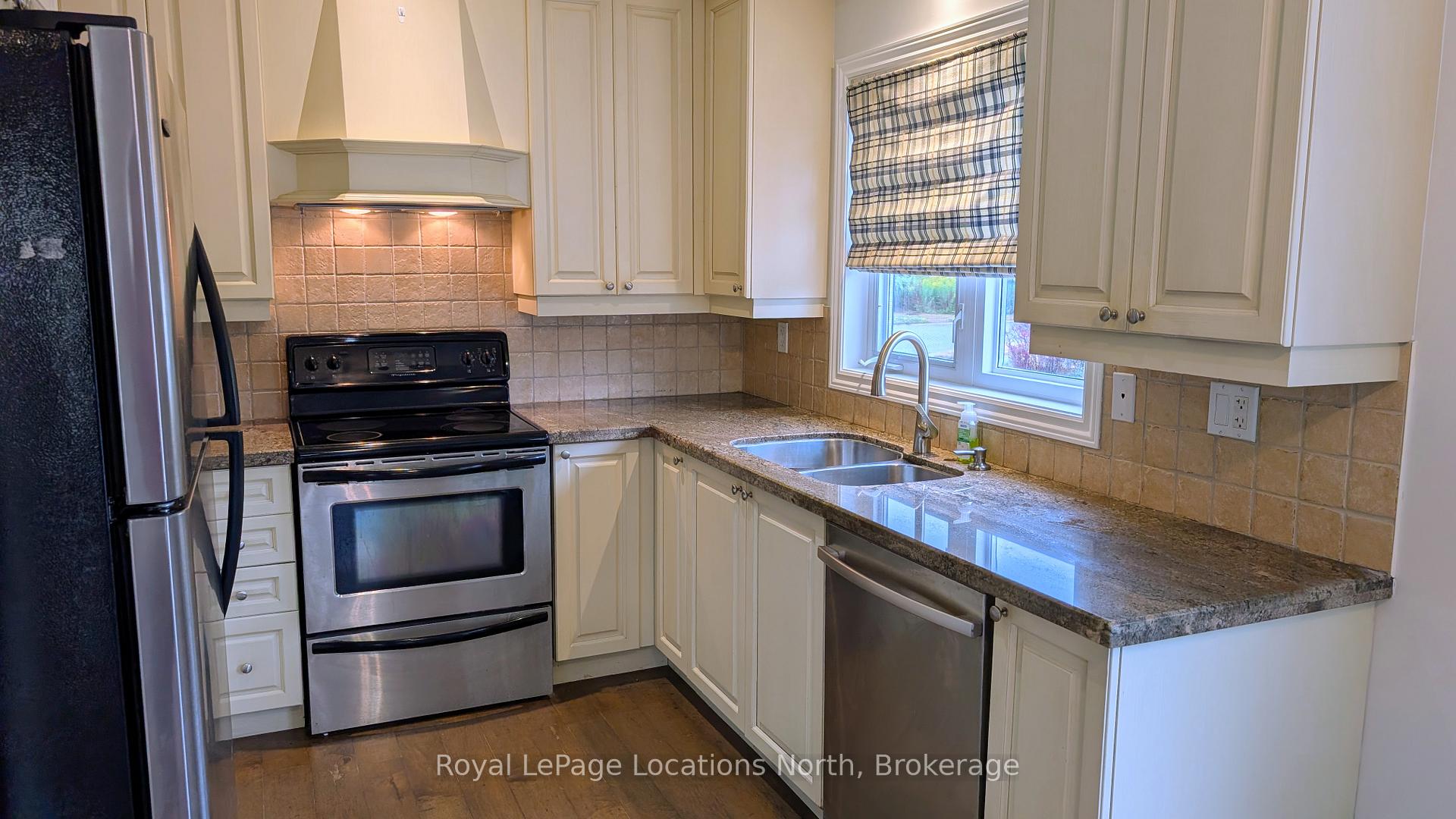 Photo 8 of 316 Balsam Street, Collingwood — HOMEH