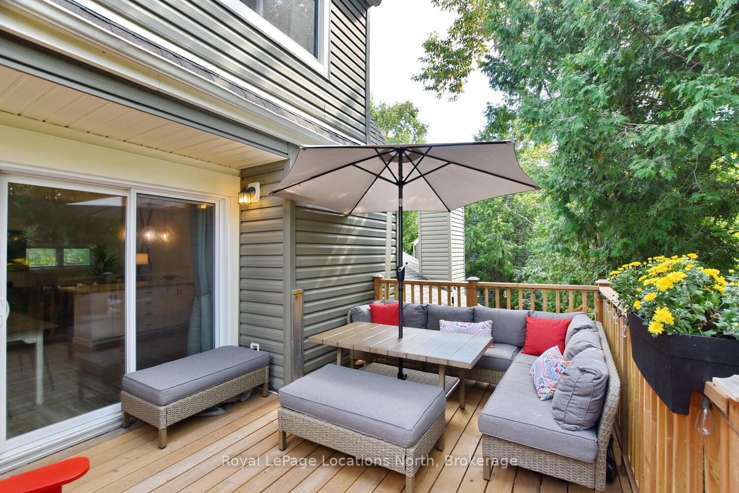 Photo 6 of 207 Escarpment Crescent, Collingwood — HOMEH