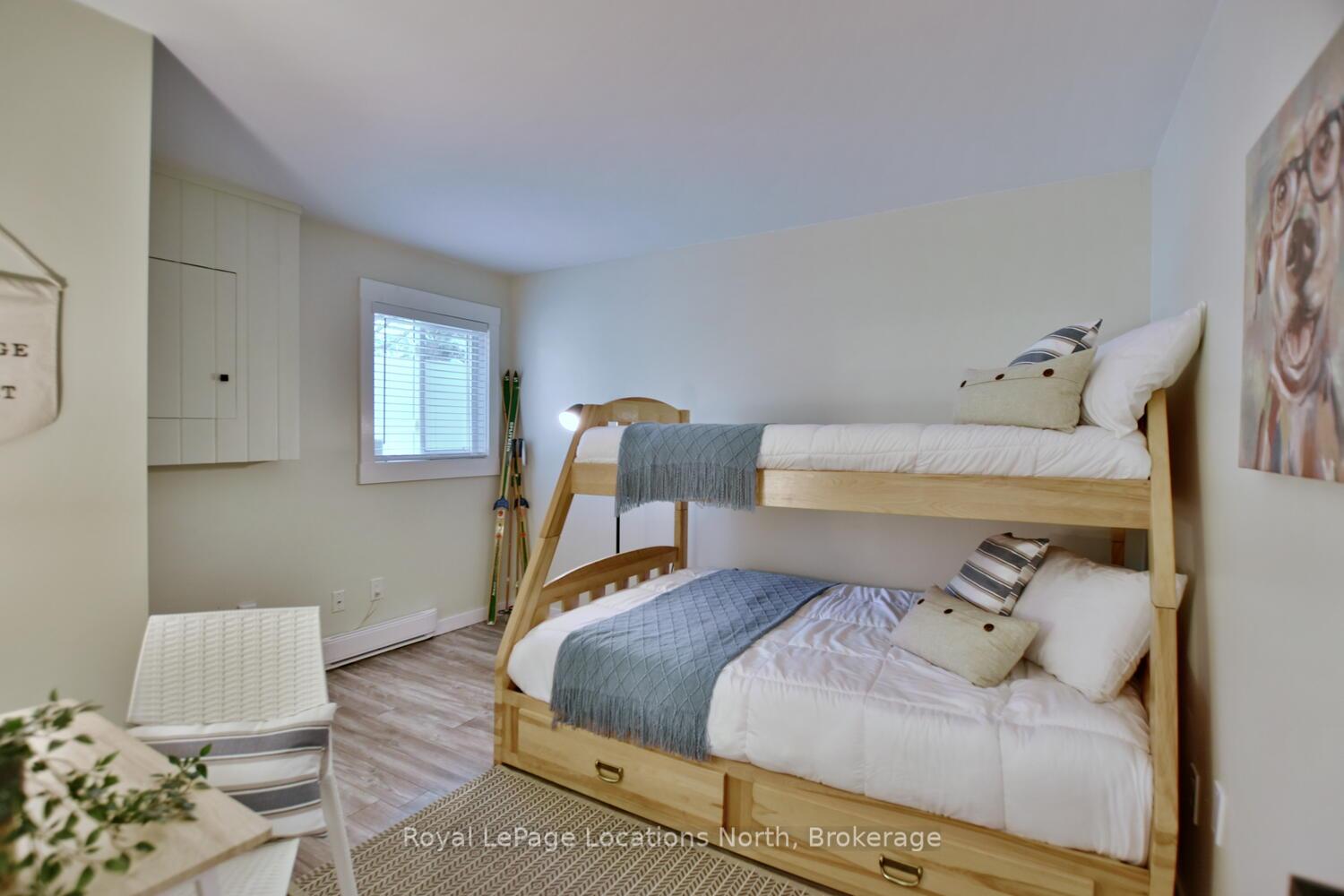 Photo 13 of 207 Escarpment Crescent, Collingwood — HOMEH