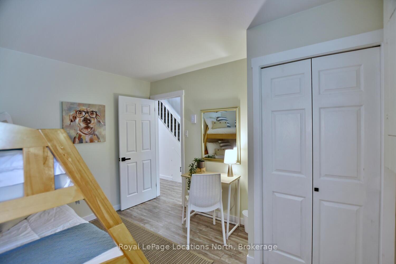 Photo 14 of 207 Escarpment Crescent, Collingwood — HOMEH