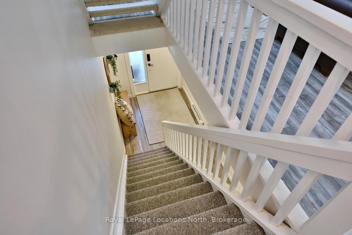 Photo 22 of 207 Escarpment Crescent, Collingwood — HOMEH
