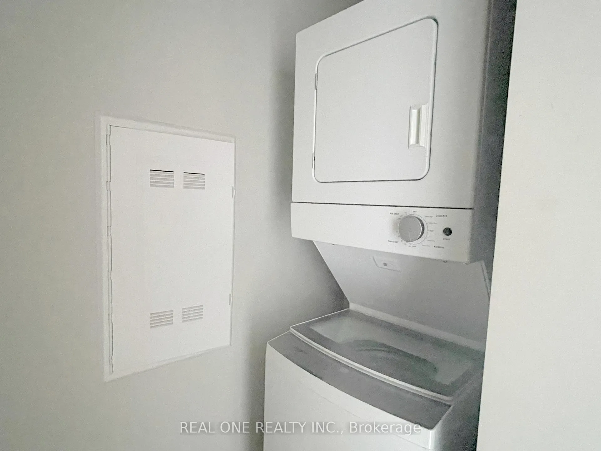 Photo 15 of Unit 2607, 20 George Street, Hamilton, Central — HOMEH