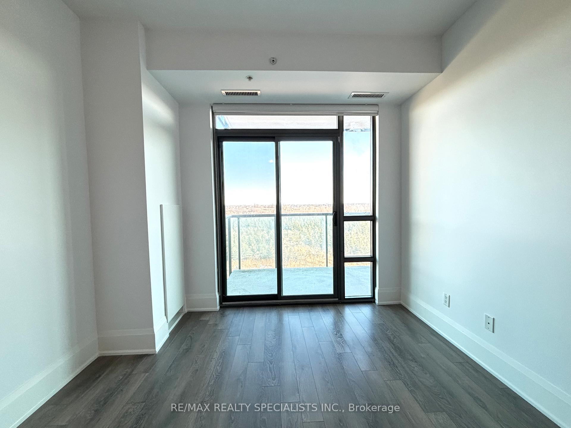 Photo 9 of Unit 305, 45 Yorkland Boulevard, Brampton, Goreway Drive Corridor — HOMEH