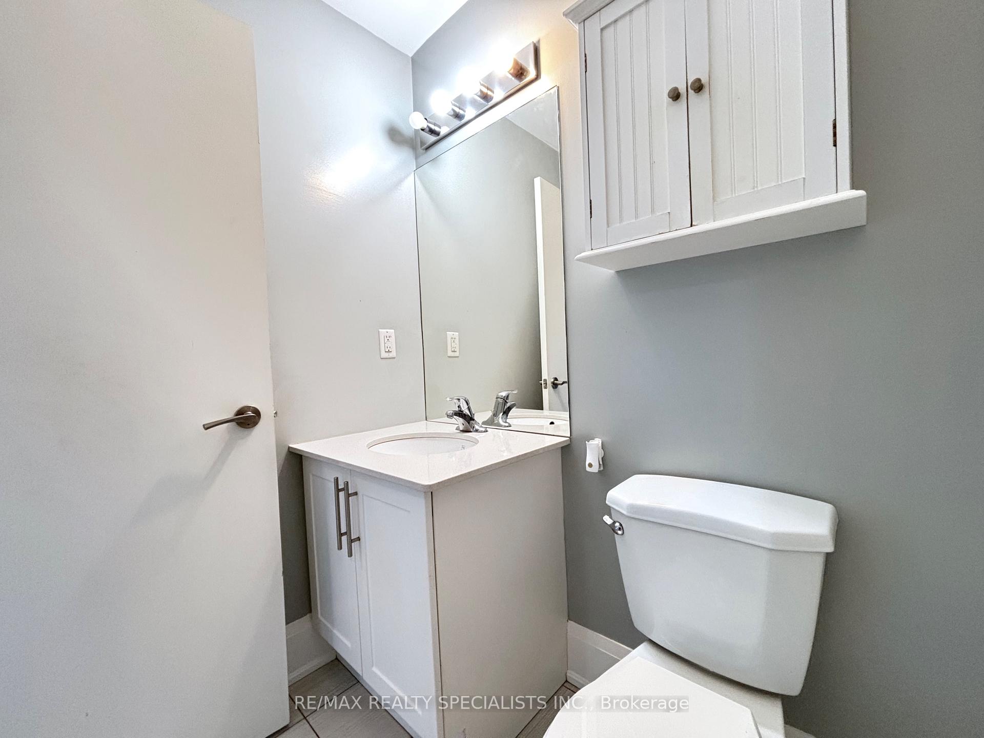 Photo 13 of Unit 305, 45 Yorkland Boulevard, Brampton, Goreway Drive Corridor — HOMEH