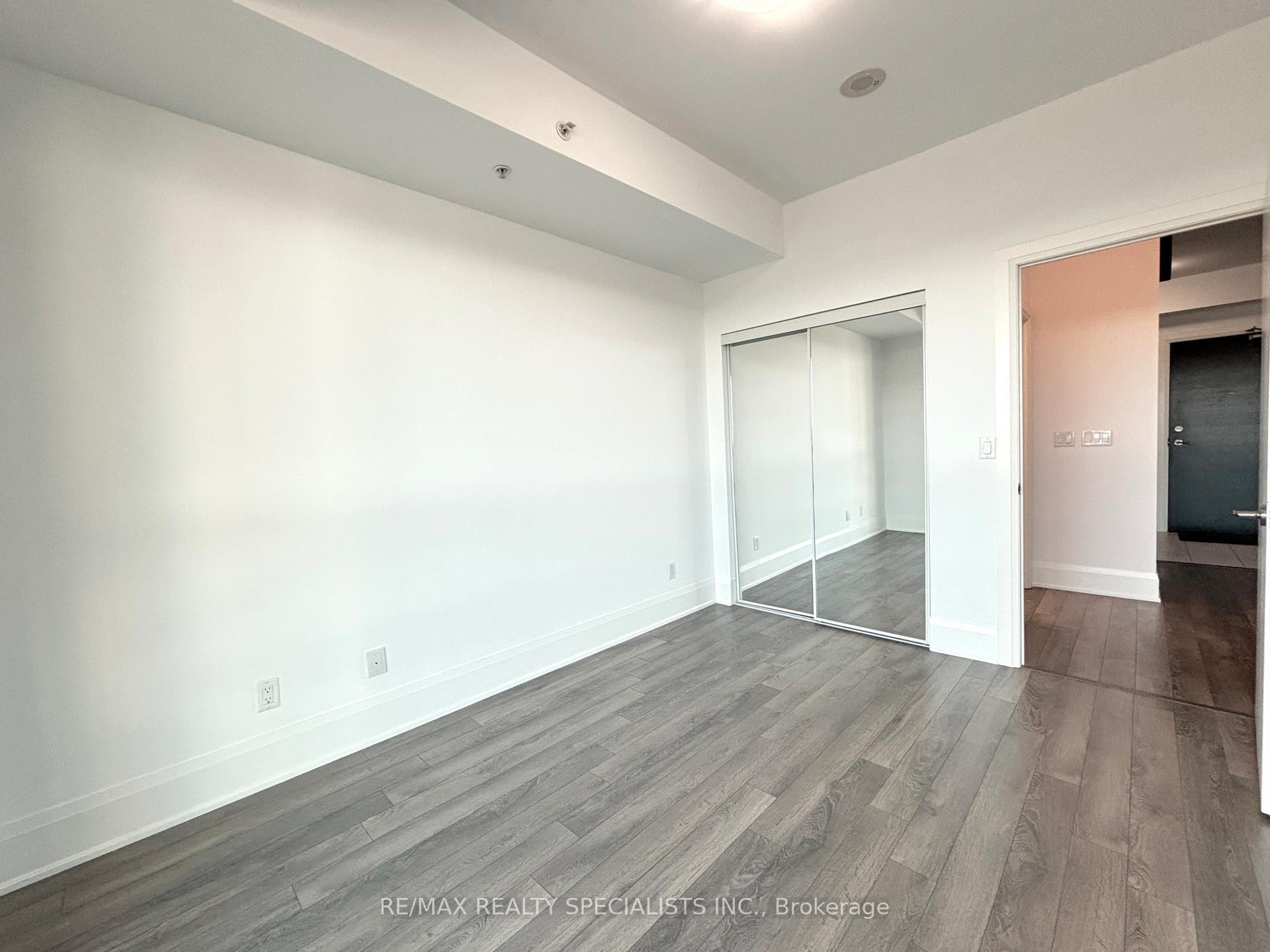 Photo 15 of Unit 305, 45 Yorkland Boulevard, Brampton, Goreway Drive Corridor — HOMEH