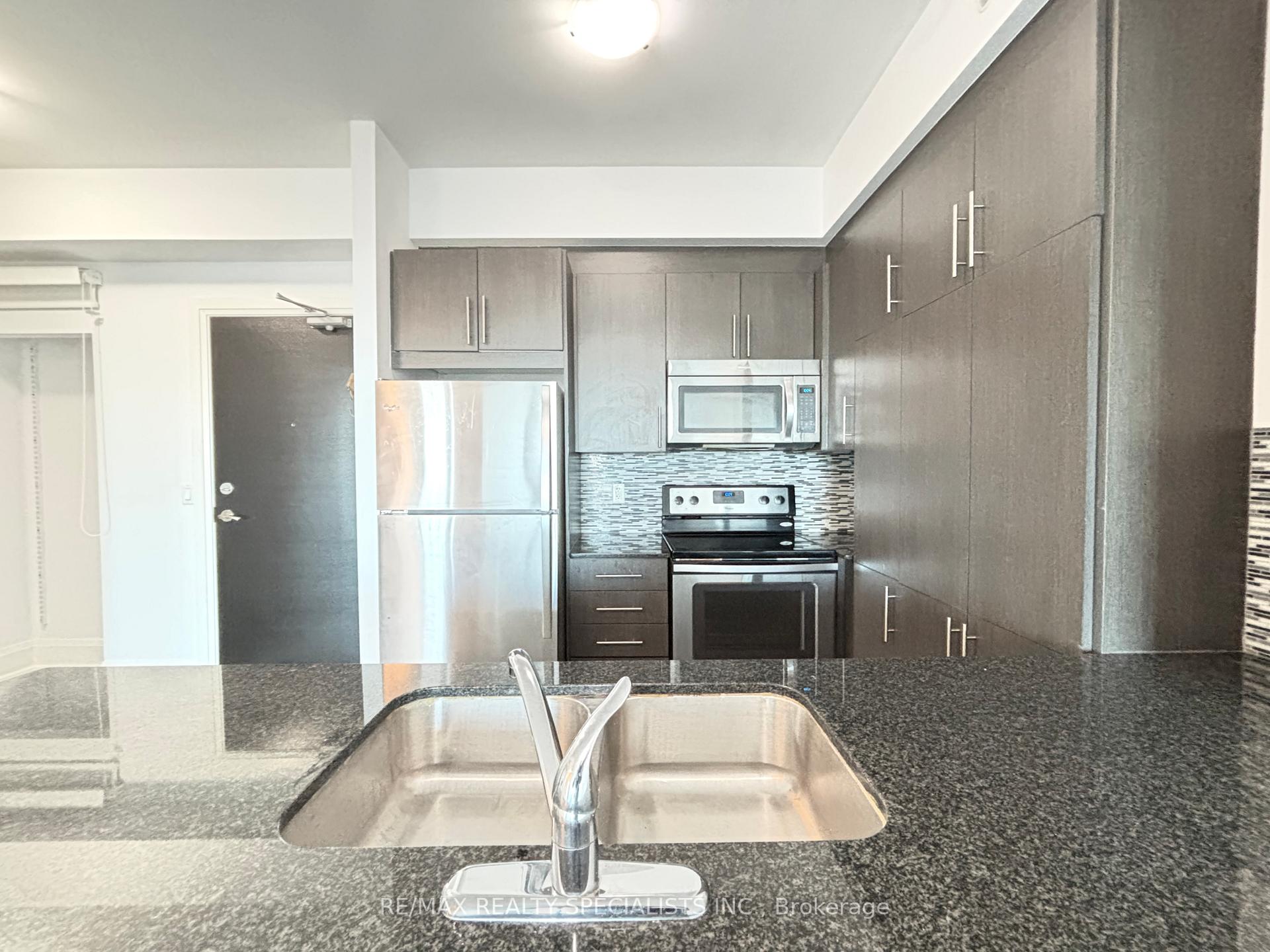 Photo 17 of Unit 305, 45 Yorkland Boulevard, Brampton, Goreway Drive Corridor — HOMEH