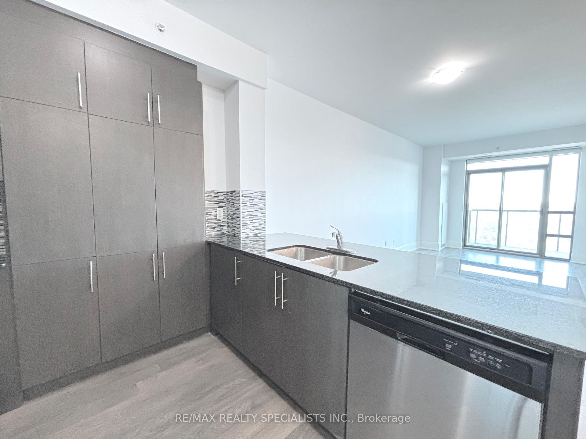 Photo 20 of Unit 305, 45 Yorkland Boulevard, Brampton, Goreway Drive Corridor — HOMEH