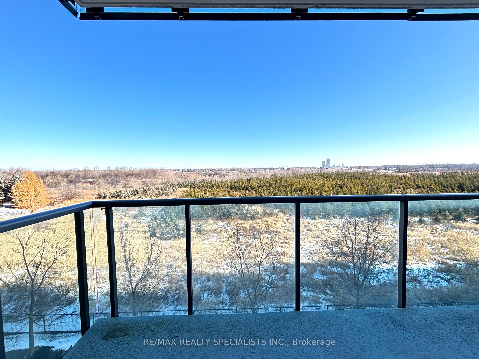 Photo 26 of Unit 305, 45 Yorkland Boulevard, Brampton, Goreway Drive Corridor — HOMEH
