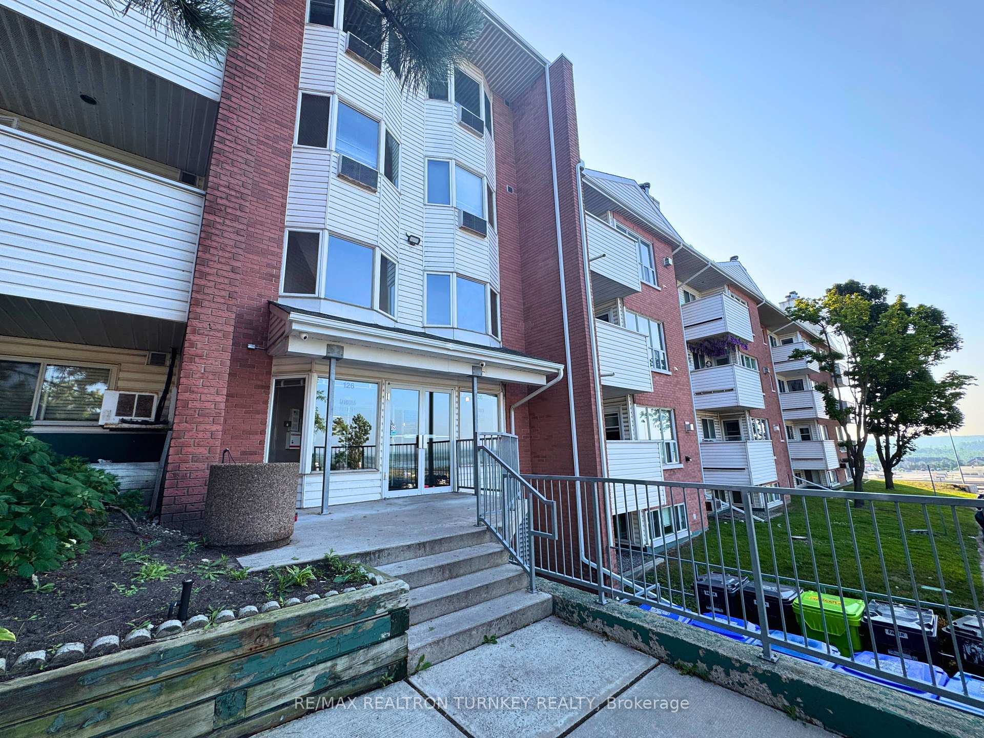Front of Unit 303, 126 Bell Farm Road