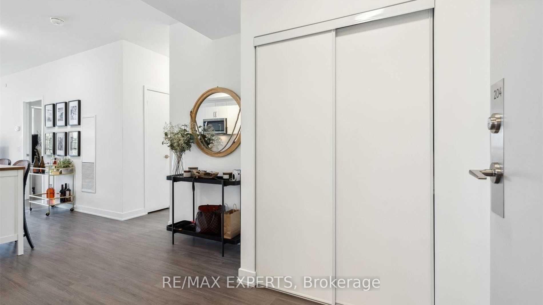 Photo 6 of Unit 204, 681 Yonge Street, Barrie, Painswick South — HOMEH