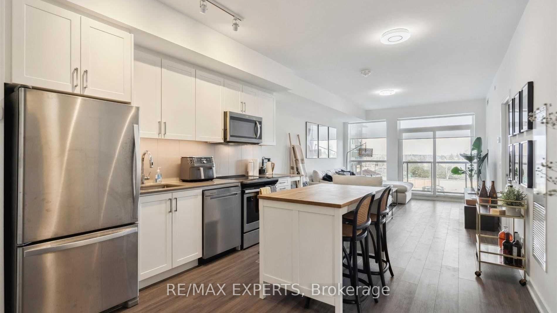 Photo 8 of Unit 204, 681 Yonge Street, Barrie, Painswick South — HOMEH