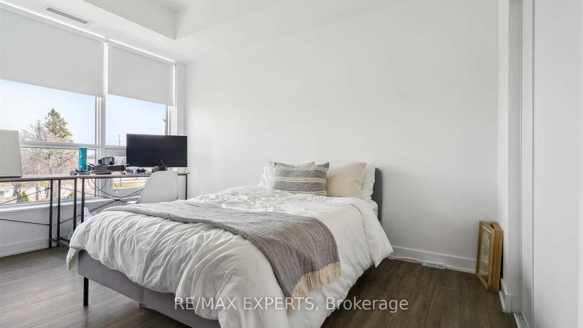 Photo 18 of Unit 204, 681 Yonge Street, Barrie, Painswick South — HOMEH