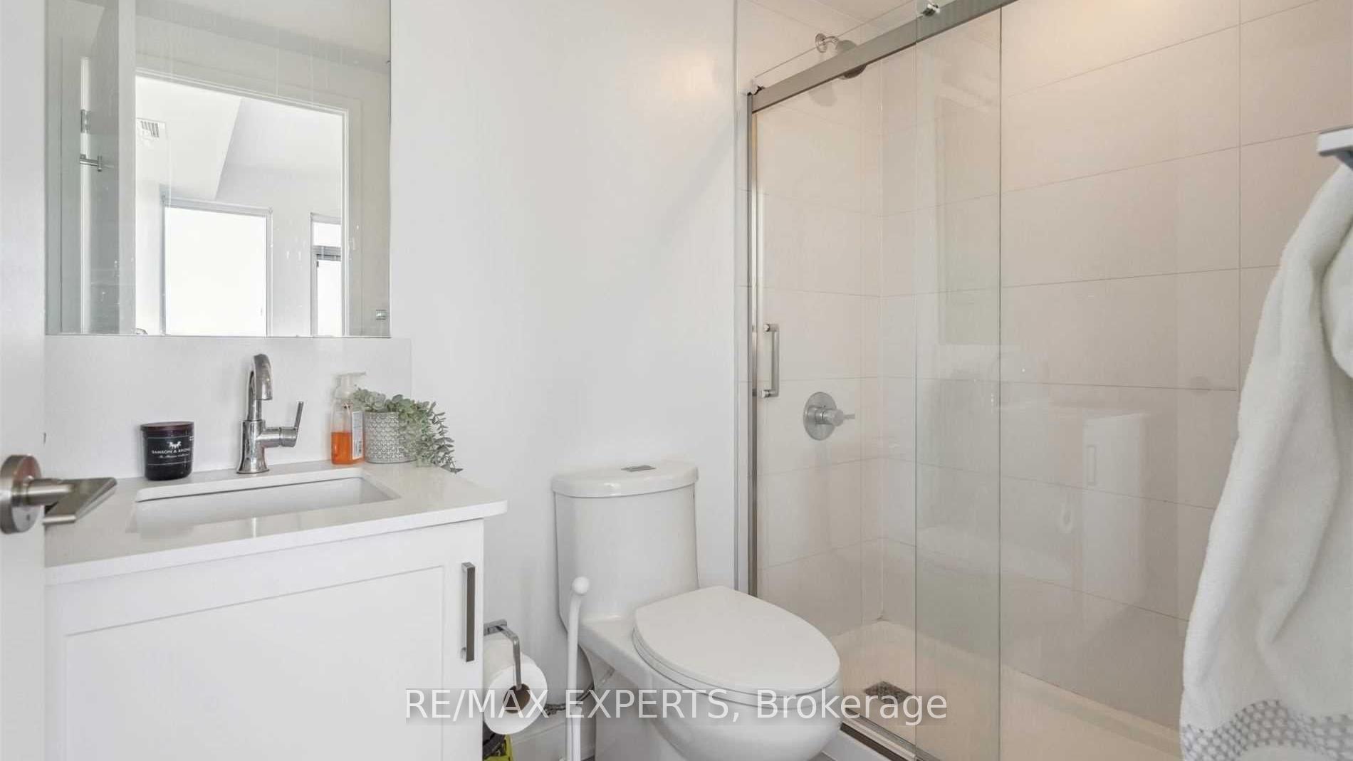 Photo 22 of Unit 204, 681 Yonge Street, Barrie, Painswick South — HOMEH