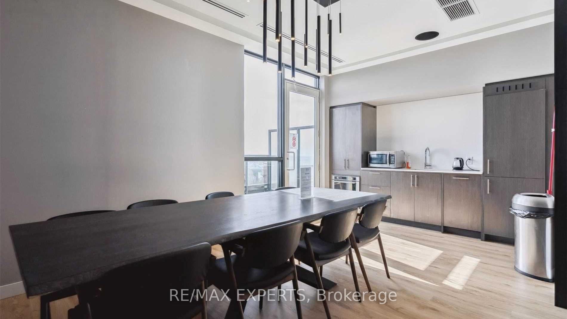 Photo 28 of Unit 204, 681 Yonge Street, Barrie, Painswick South — HOMEH