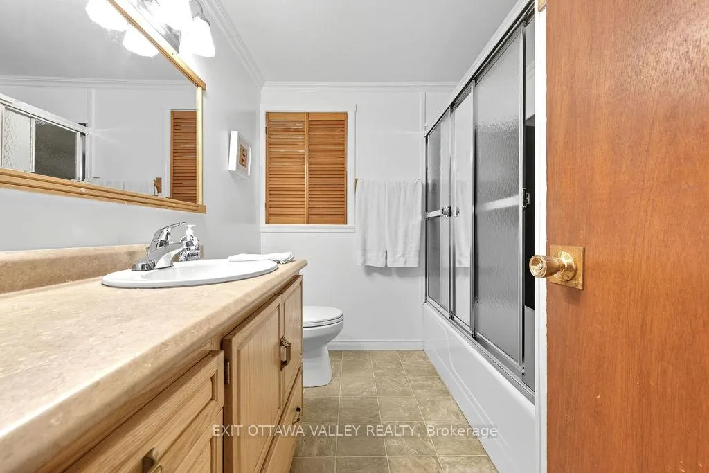 Photo 22 of 53 James Street, Deep River, Deep River — HOMEH