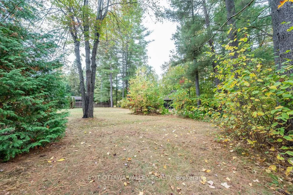 Photo 39 of 53 James Street, Deep River, Deep River — HOMEH