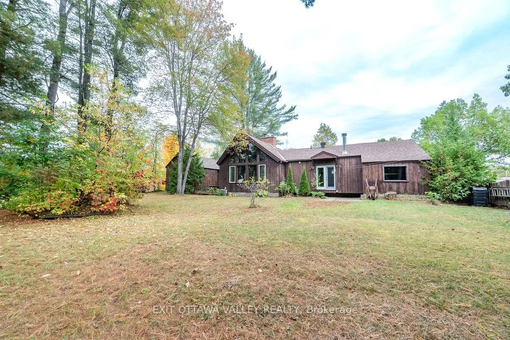 Photo 41 of 53 James Street, Deep River, Deep River — HOMEH