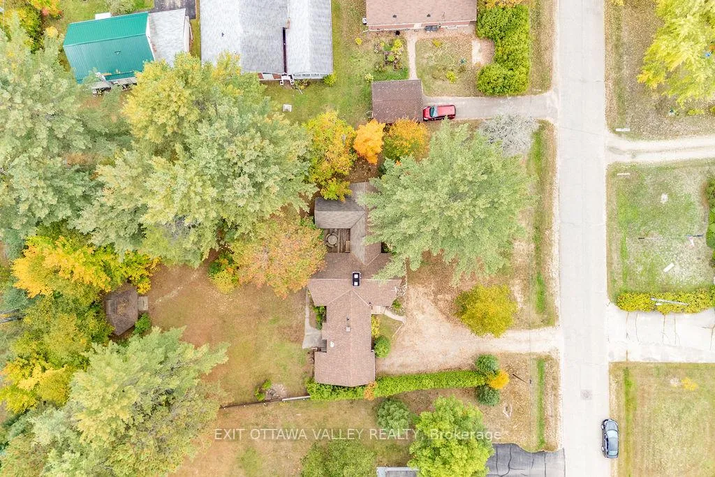 Photo 45 of 53 James Street, Deep River, Deep River — HOMEH