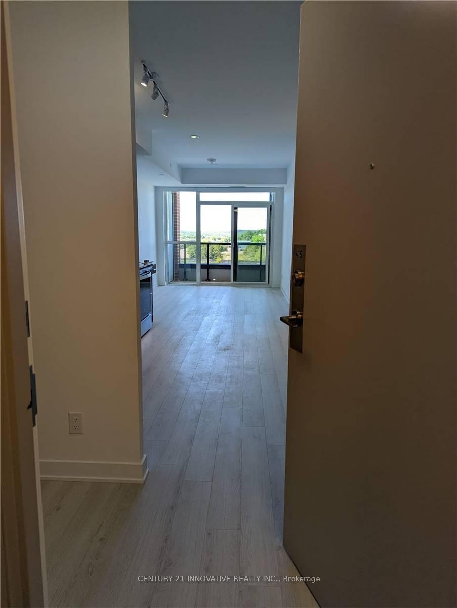 Photo 4 of Unit 415, 681 Yonge Street, Barrie, Painswick South — HOMEH