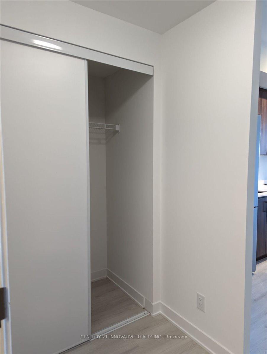 Photo 6 of Unit 415, 681 Yonge Street, Barrie, Painswick South — HOMEH
