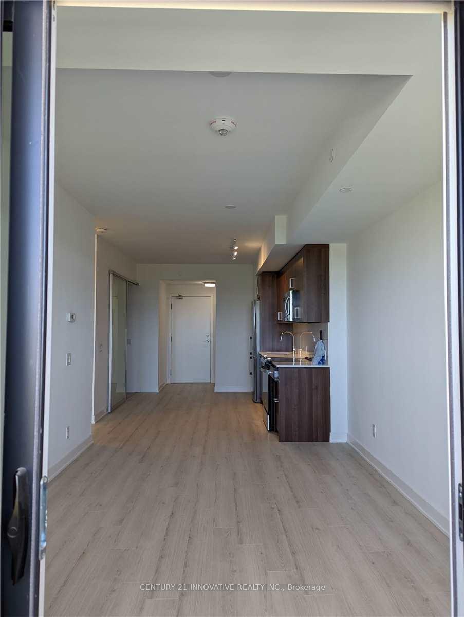 Photo 7 of Unit 415, 681 Yonge Street, Barrie, Painswick South — HOMEH