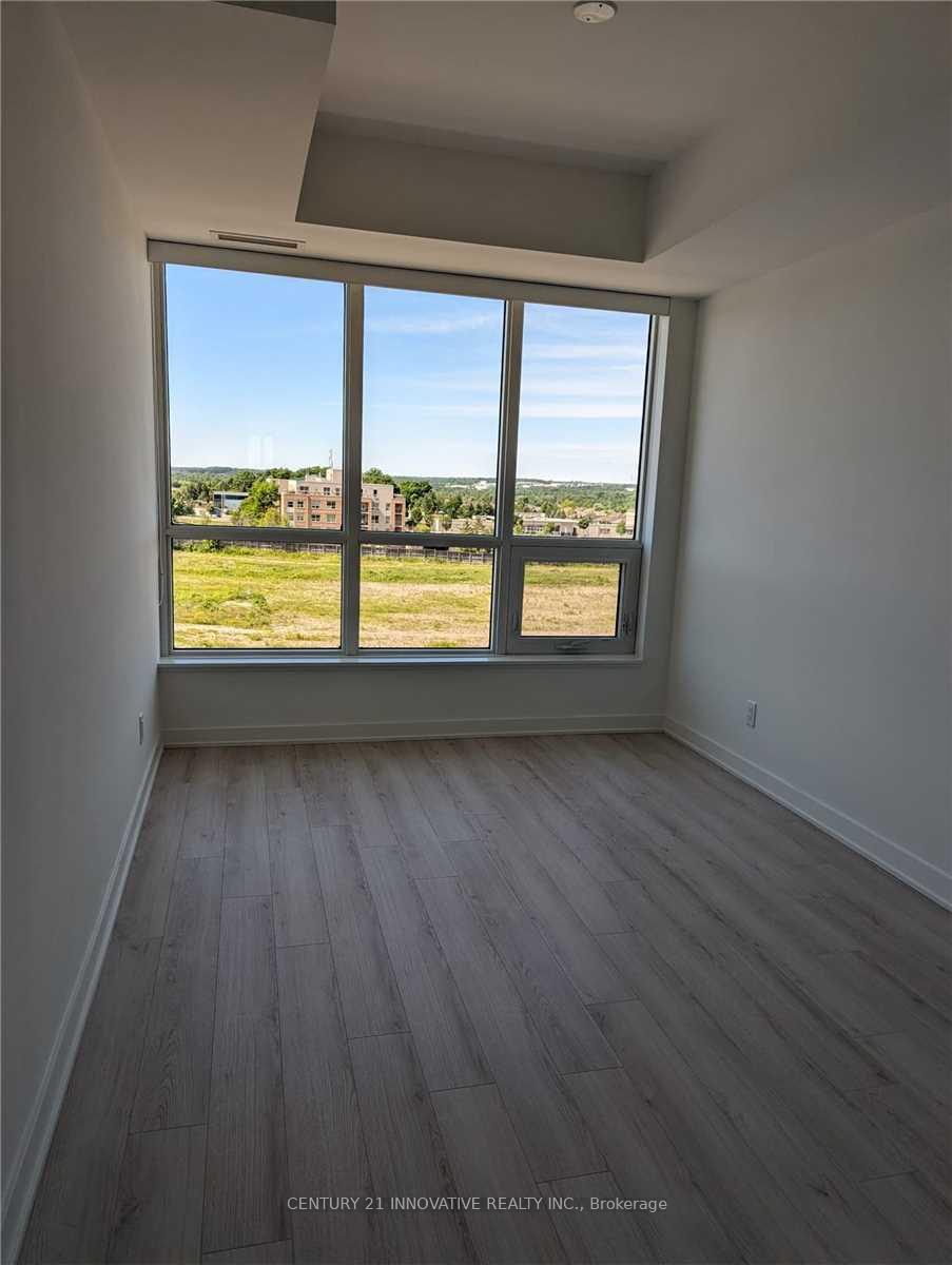 Photo 14 of Unit 415, 681 Yonge Street, Barrie, Painswick South — HOMEH