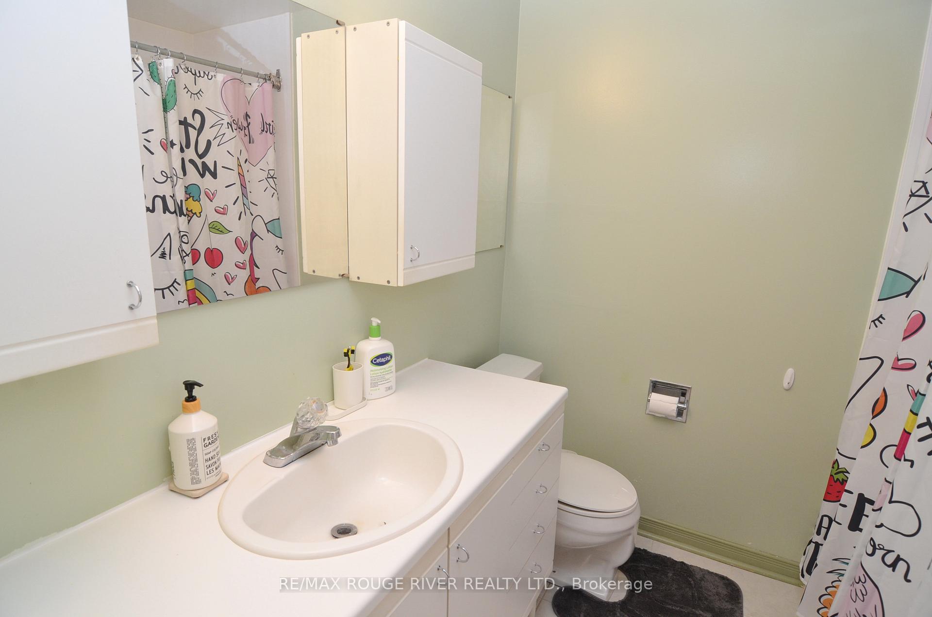 Photo 17 of 153 Maple Branch Path, Etobicoke, Kingsview Village-The Westway — HOMEH