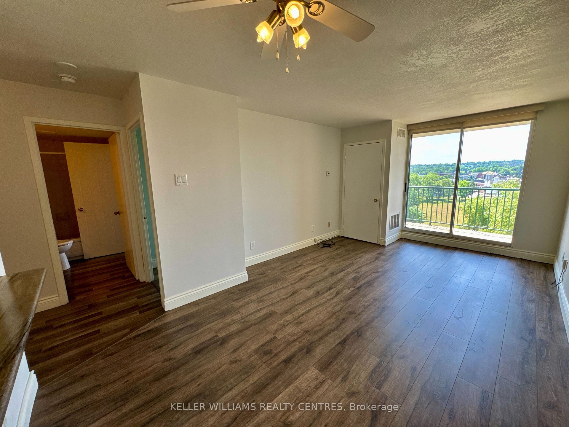 Photo 8 of Unit 712, 75 Ellen Street, Barrie, City Centre — HOMEH