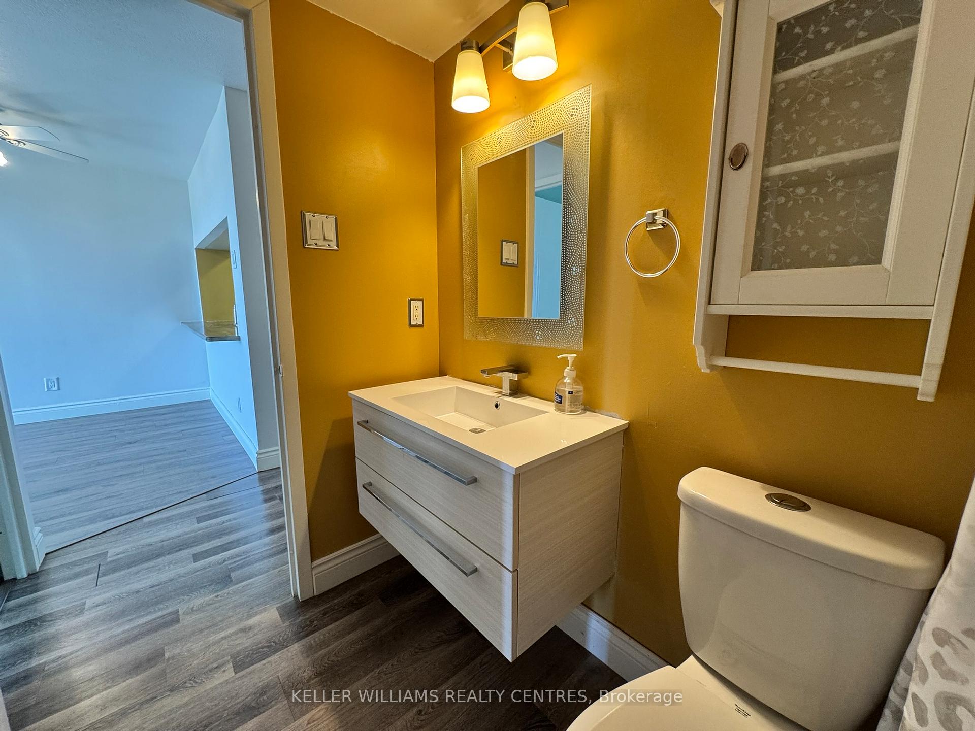 Photo 9 of Unit 712, 75 Ellen Street, Barrie, City Centre — HOMEH