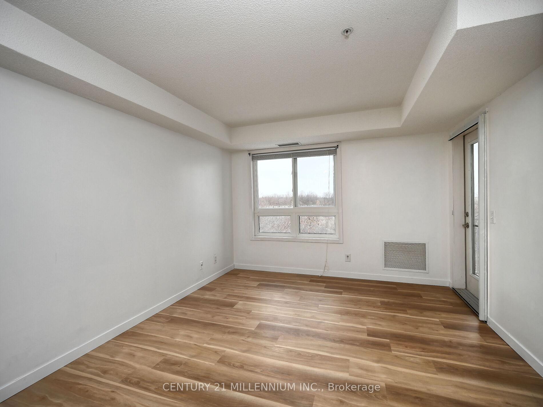 Photo 7 of Unit 1209, 8 Dayspring Circle, Brampton, Goreway Drive Corridor — HOMEH