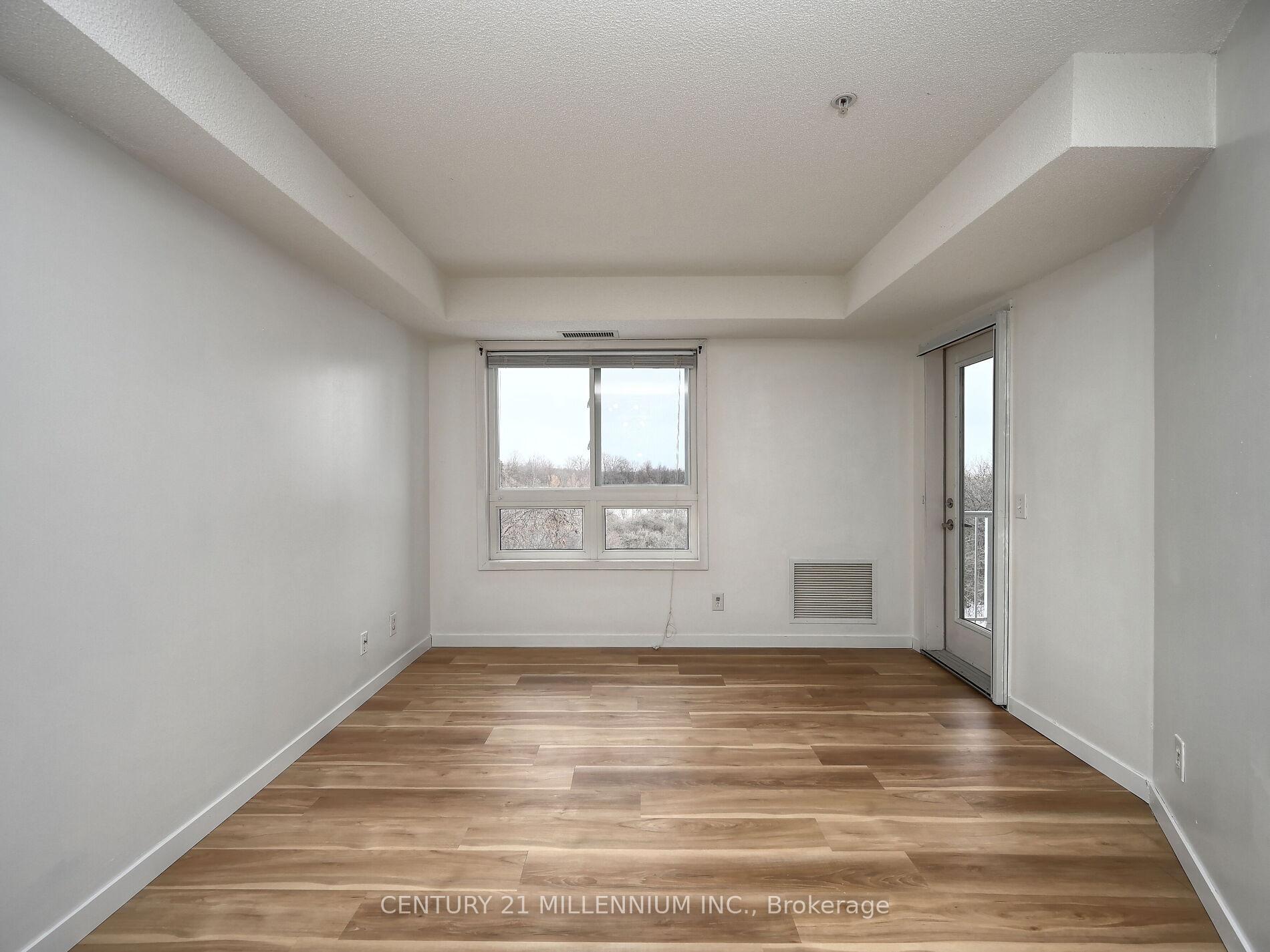Photo 6 of Unit 1209, 8 Dayspring Circle, Brampton, Goreway Drive Corridor — HOMEH