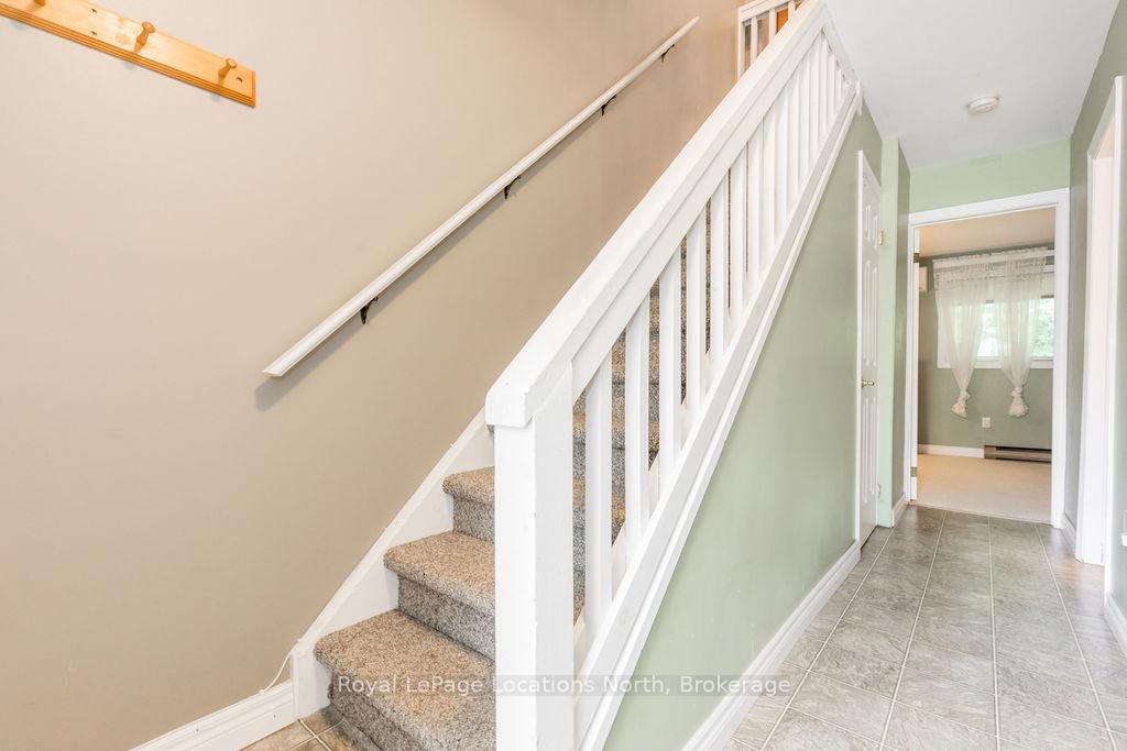 Photo 15 of 162 Escarpment Crescent, Collingwood — HOMEH
