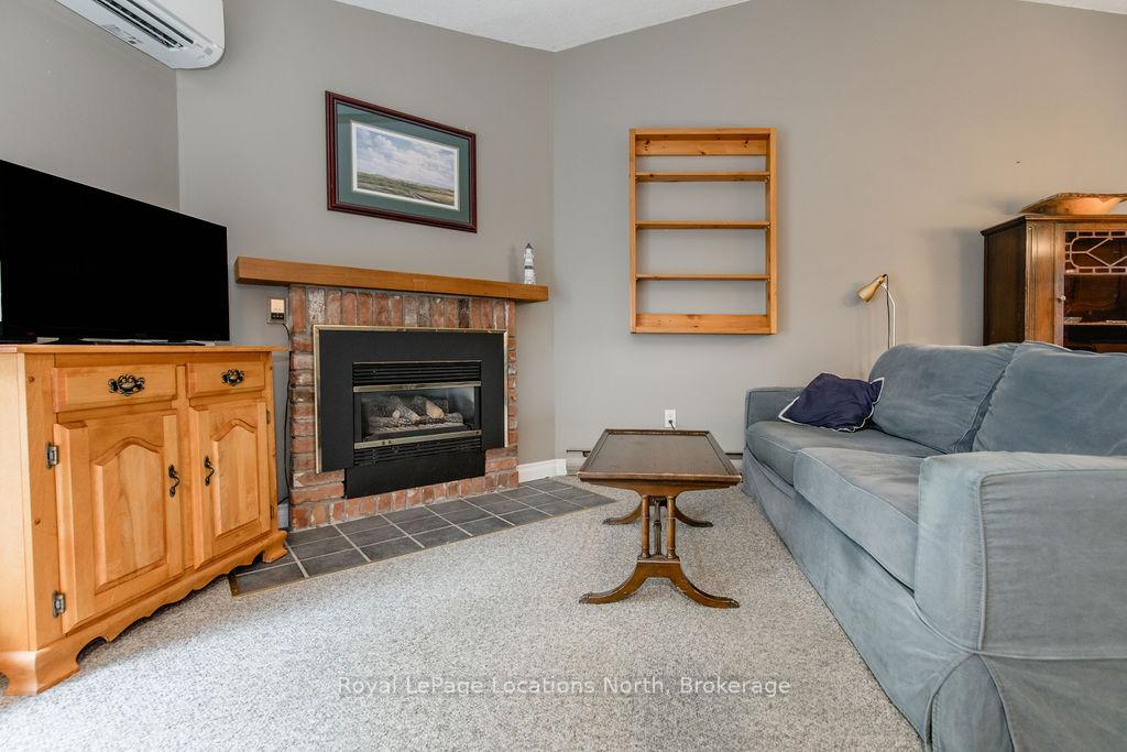 Photo 17 of 162 Escarpment Crescent, Collingwood — HOMEH