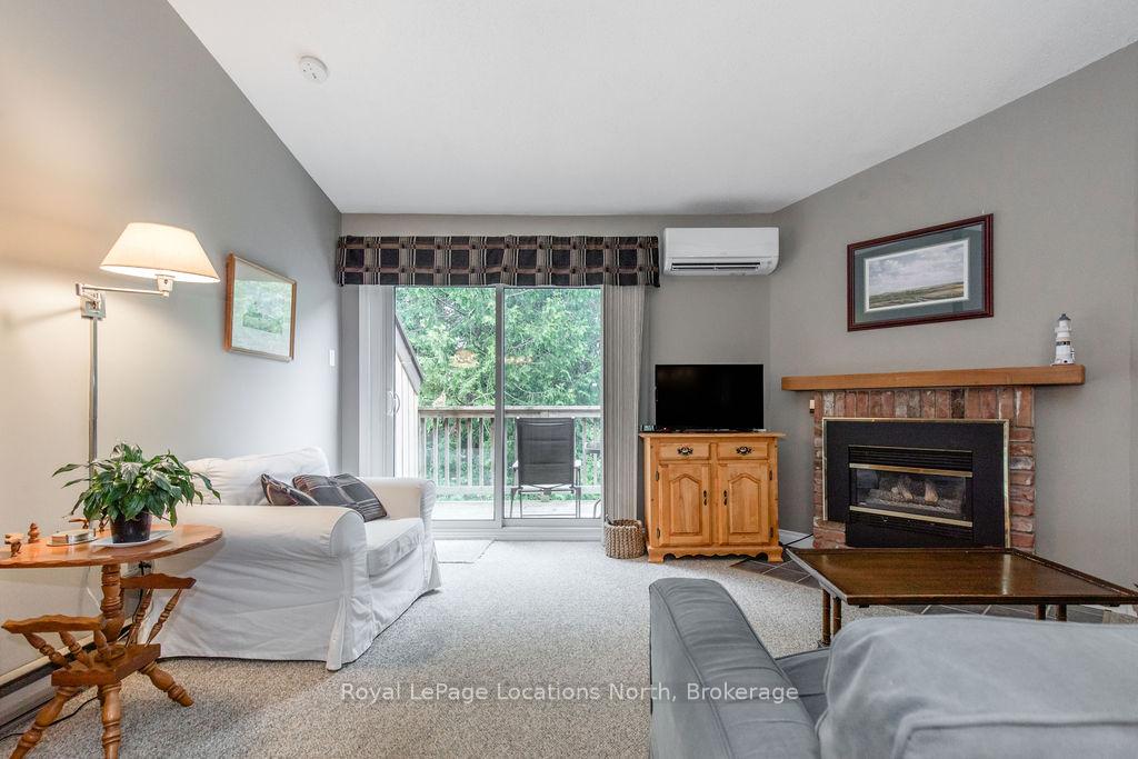 Photo 18 of 162 Escarpment Crescent, Collingwood — HOMEH