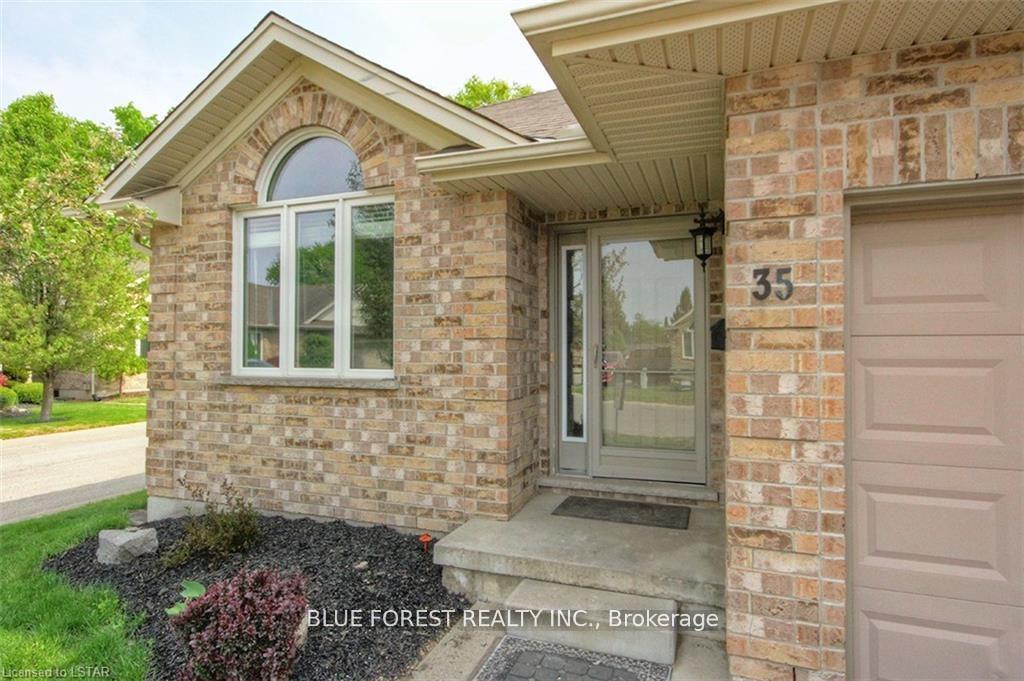 Photo 3 of Unit 35, 375 Scott Street, Strathroy-Caradoc, SE — HOMEH