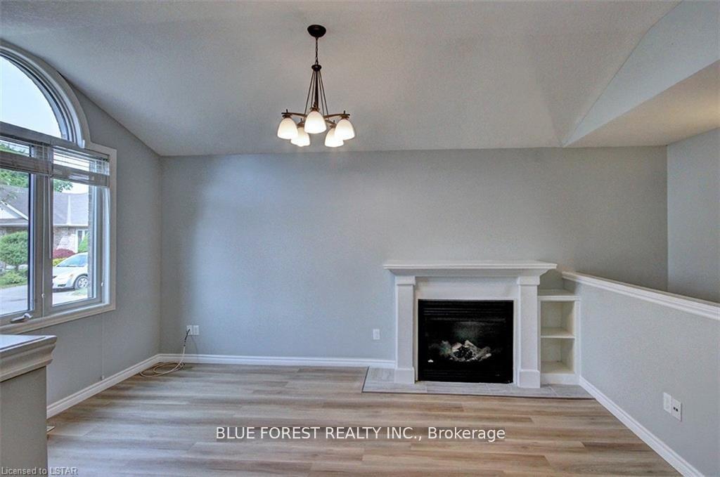 Photo 6 of Unit 35, 375 Scott Street, Strathroy-Caradoc, SE — HOMEH