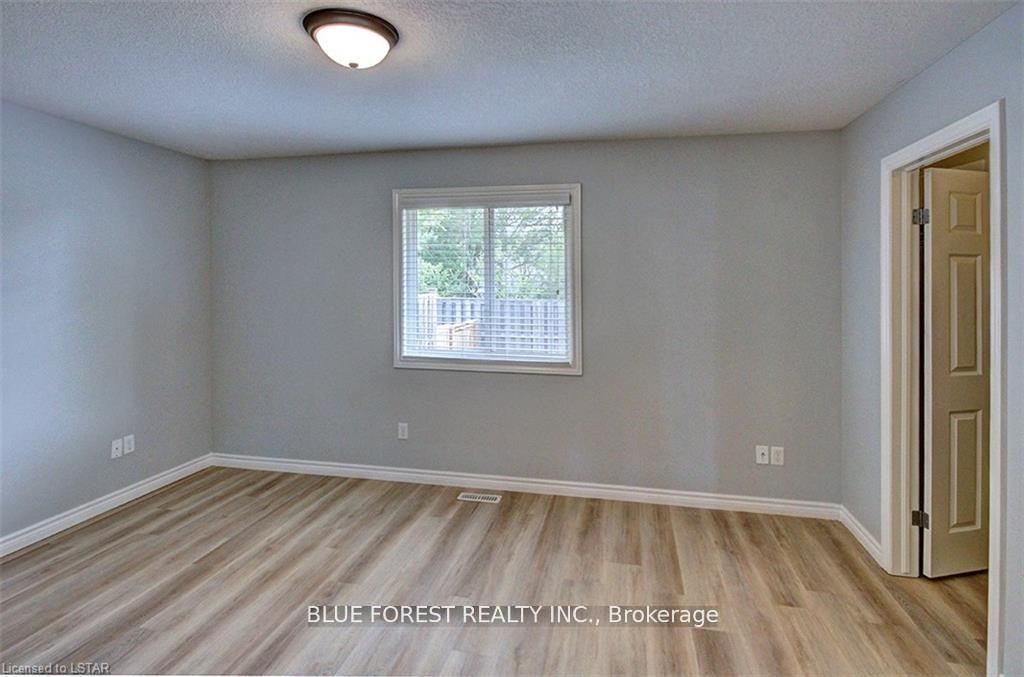 Photo 13 of Unit 35, 375 Scott Street, Strathroy-Caradoc, SE — HOMEH