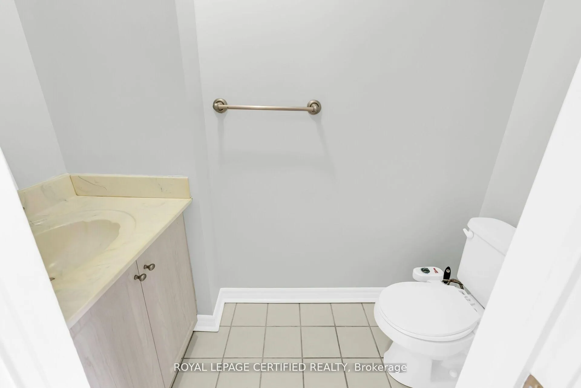 Photo 15 of 41 Ashton Crescent, Brampton, Central Park — HOMEH