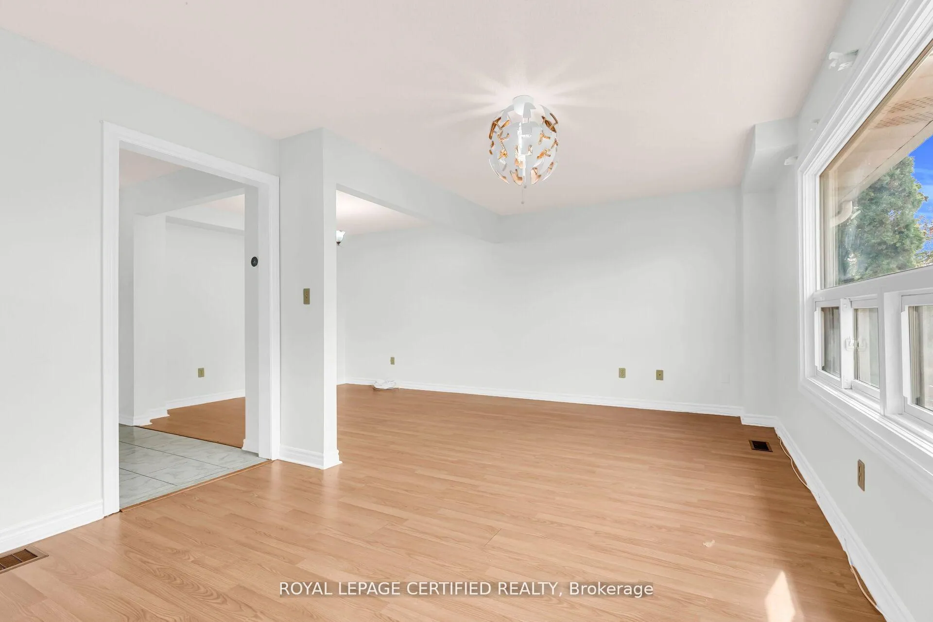 Photo 24 of 41 Ashton Crescent, Brampton, Central Park — HOMEH