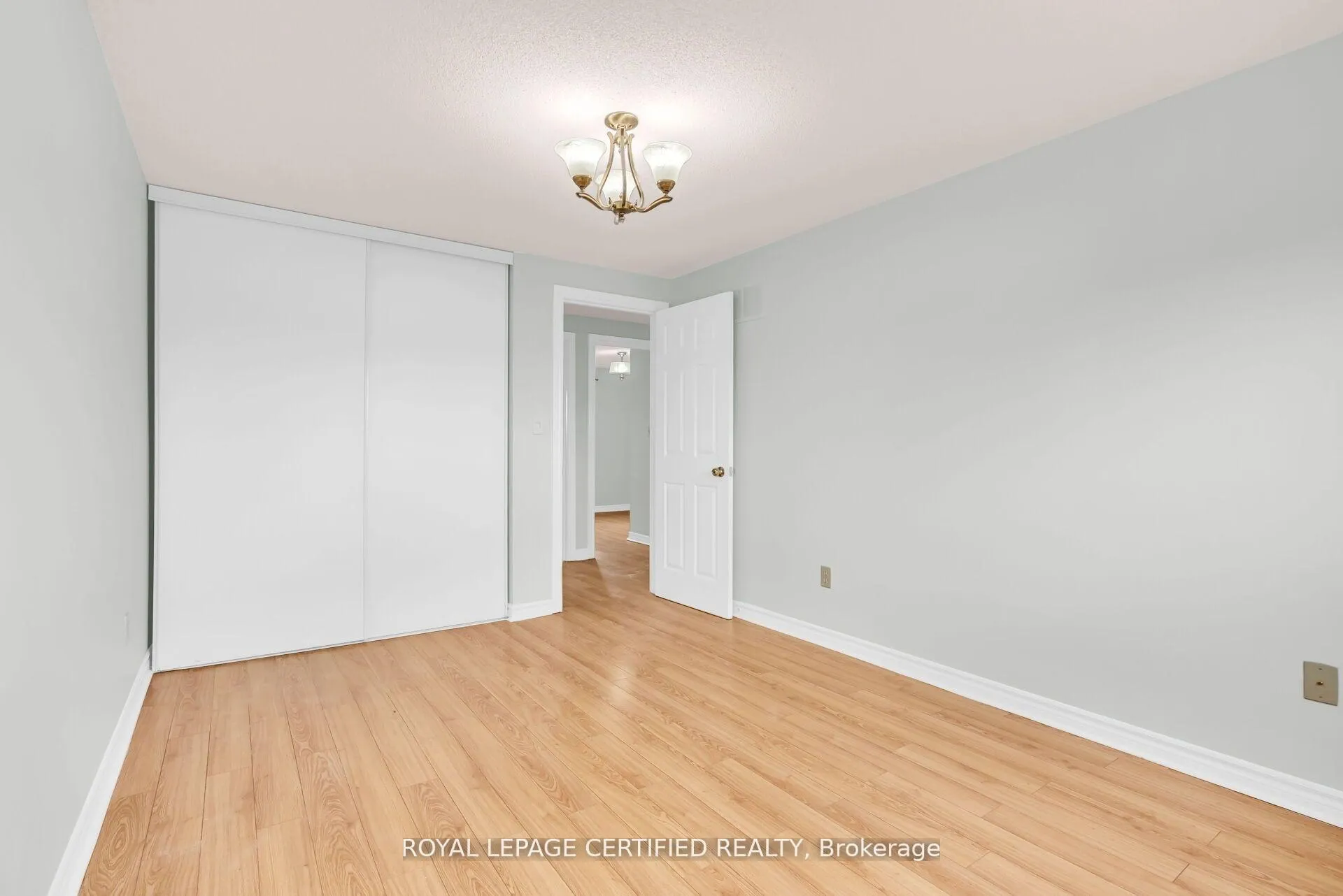 Photo 35 of 41 Ashton Crescent, Brampton, Central Park — HOMEH