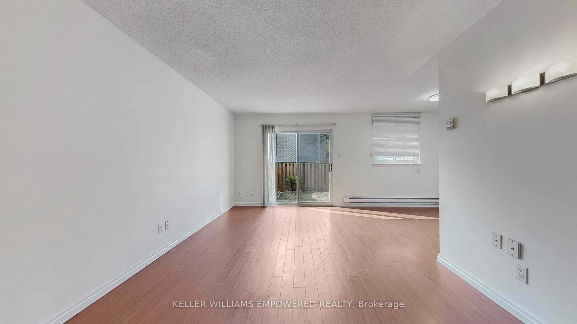 Photo 3 of 19 Harper Way, Markham, Aileen-Willowbrook — HOMEH