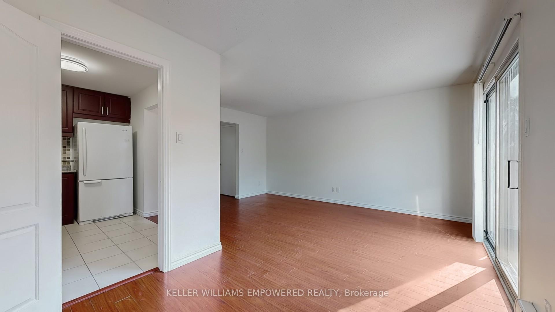 Photo 6 of 19 Harper Way, Markham, Aileen-Willowbrook — HOMEH