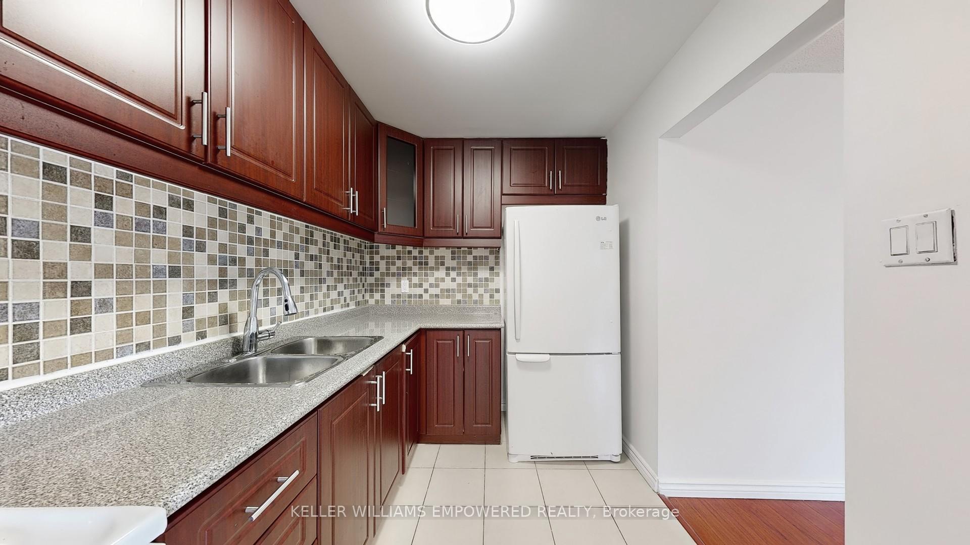Photo 9 of 19 Harper Way, Markham, Aileen-Willowbrook — HOMEH