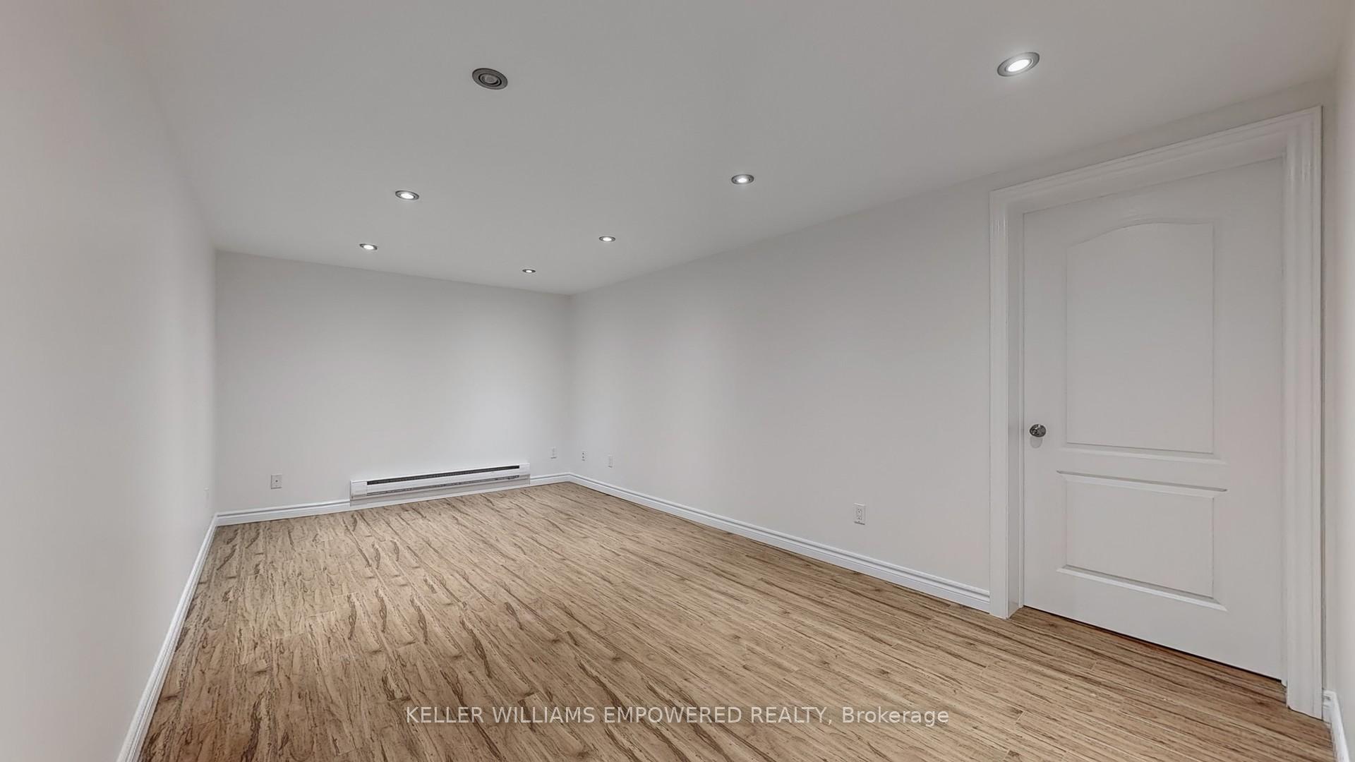 Photo 33 of 19 Harper Way, Markham, Aileen-Willowbrook — HOMEH