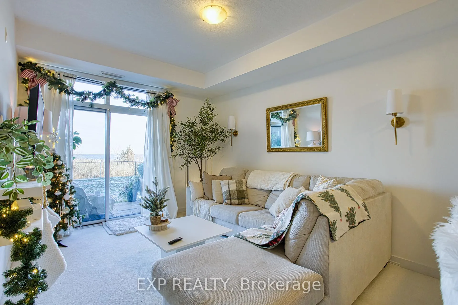 Photo 7 of Unit 130, 35 Southshore Crescent, Hamilton, Lakeshore — HOMEH